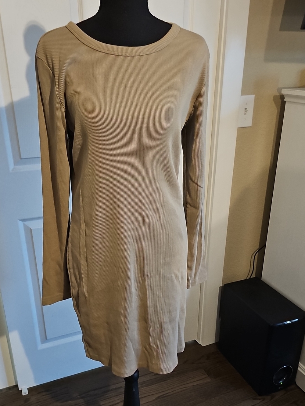 Universal Thread Long Sleeve Ribbed Dress in Taupe